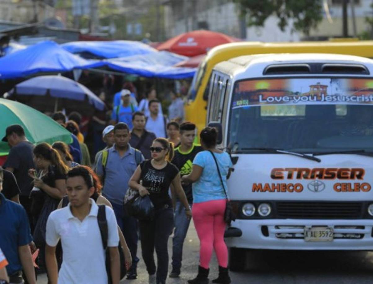 De acuerdo a las autoridades hay establecidas las estaciones pero los conductores las irrespetan.