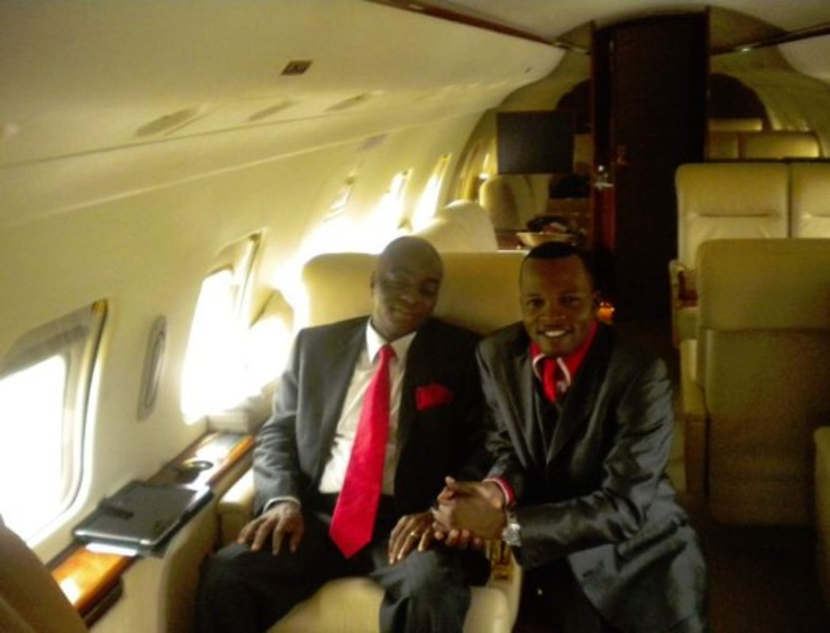 El reverendo David Oyedepo dirige la iglesia más grande del mundo en Nigeria. Tiene un patrimonio valorado en 150 millones de dólares.