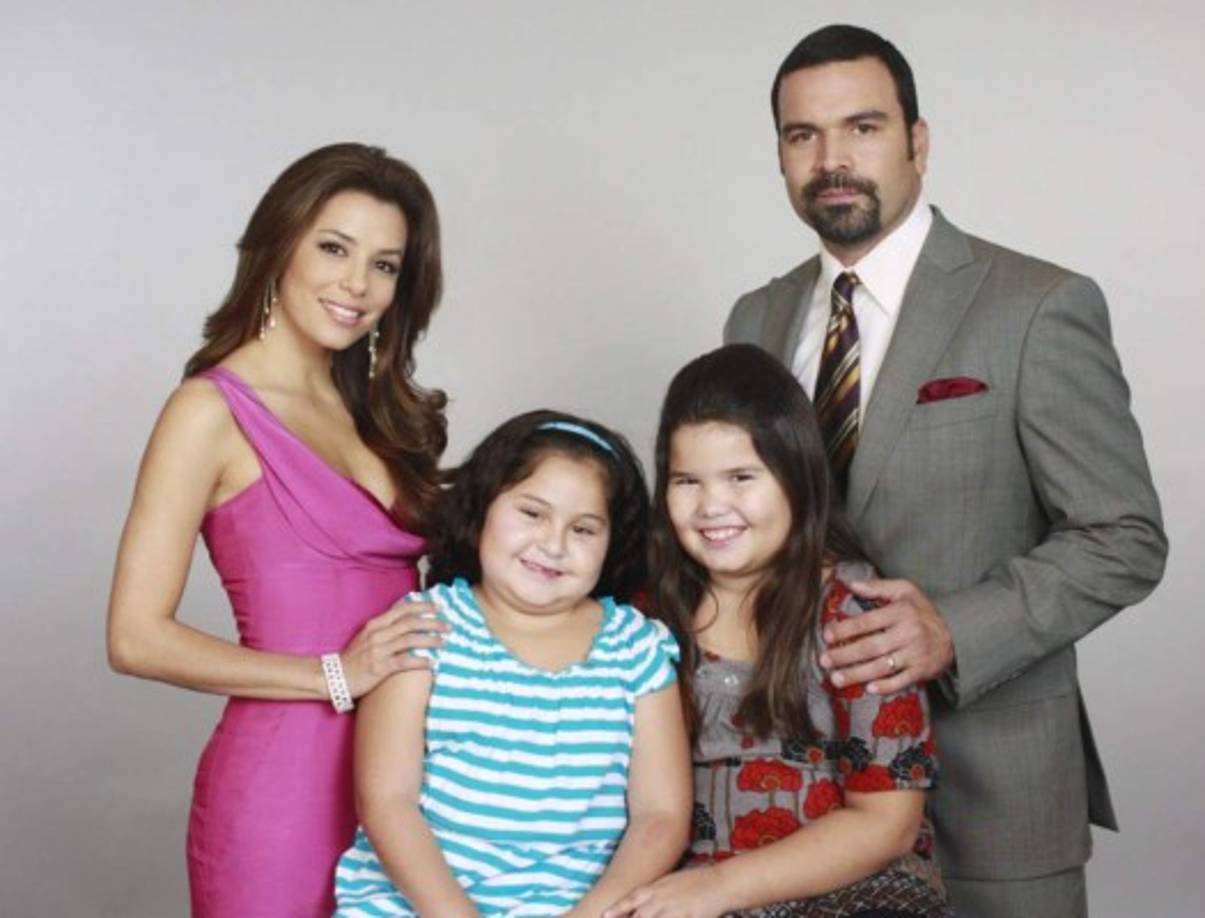 El personaje que interpretaba Madison era el de 'Juanita, una niña gordita muy malcriada y caprichosa, pero de buen corazón. Eva Longoria era su madre en la ficción, Ricardo Chavira que interpretaba a Carlos era su padre, y Daniella Baltodano interpretaba a su hermana 'Celia'.<br/>