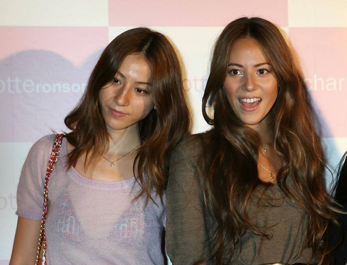 Karen quien también trabaja como modelo, dijo que “todavía estoy incrédula” sobre lo ocurrido. “Todavía no he hablado con ella y espero que no sea algo malo. Si todo ha sido como se reportó, no debería haber pasado”, expresó. “Lamento saber poco a estas alturas y que se se haya convertido en un hecho así”, concluyó.