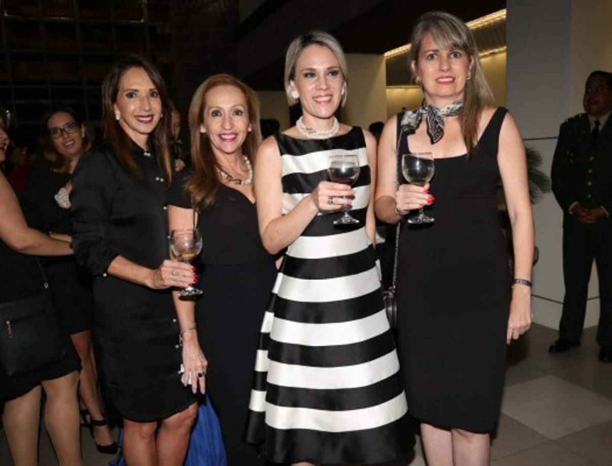 Ana Aguilar, Mayra Porras, Sol Villamichel y Berta Visser