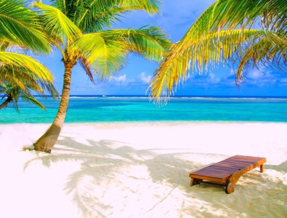 10. Placencia - Belice<br/><br/>Placencia es una zona turística de playa de la costa caribeña de Belice. Se encuentra en el extremo sur de la península de Placencia, conocida por sus playas con palmeras. <br/><br/>Entre la península y el continente, en la laguna de Placencia, habitan manatíes y cocodrilos de agua salada.<br/><br/>