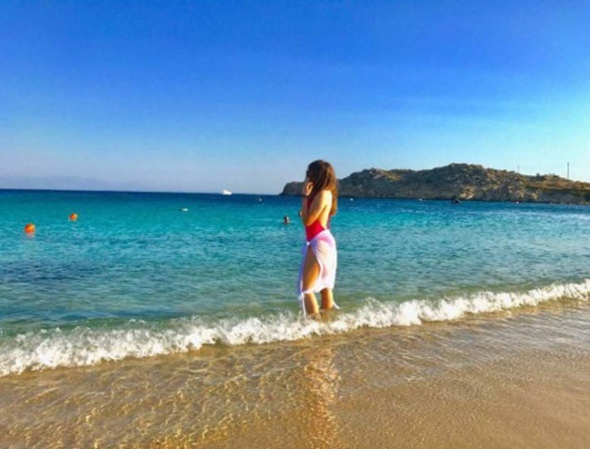 Sofía y Diego han documentado sus vacaciones por separado en sus redes sociales. Sin embargo, medios mexicanos han destacado estas imágenes, tomadas en el mismo escenario y cargadas con unas horas de diferencia en sus cuentas de Instagram.