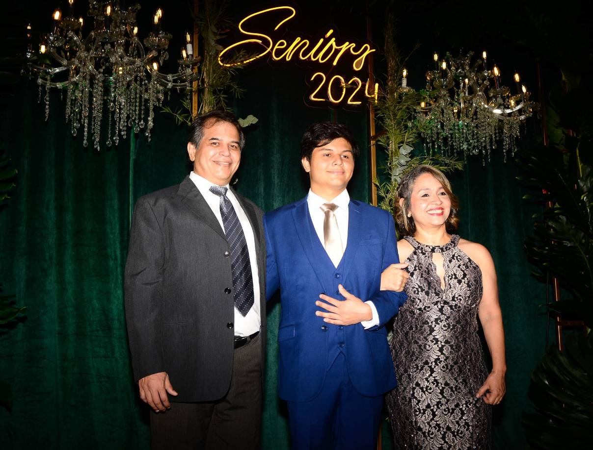 Marco Quiñonez, Daniel Quiñonez y Elisa Fúnez