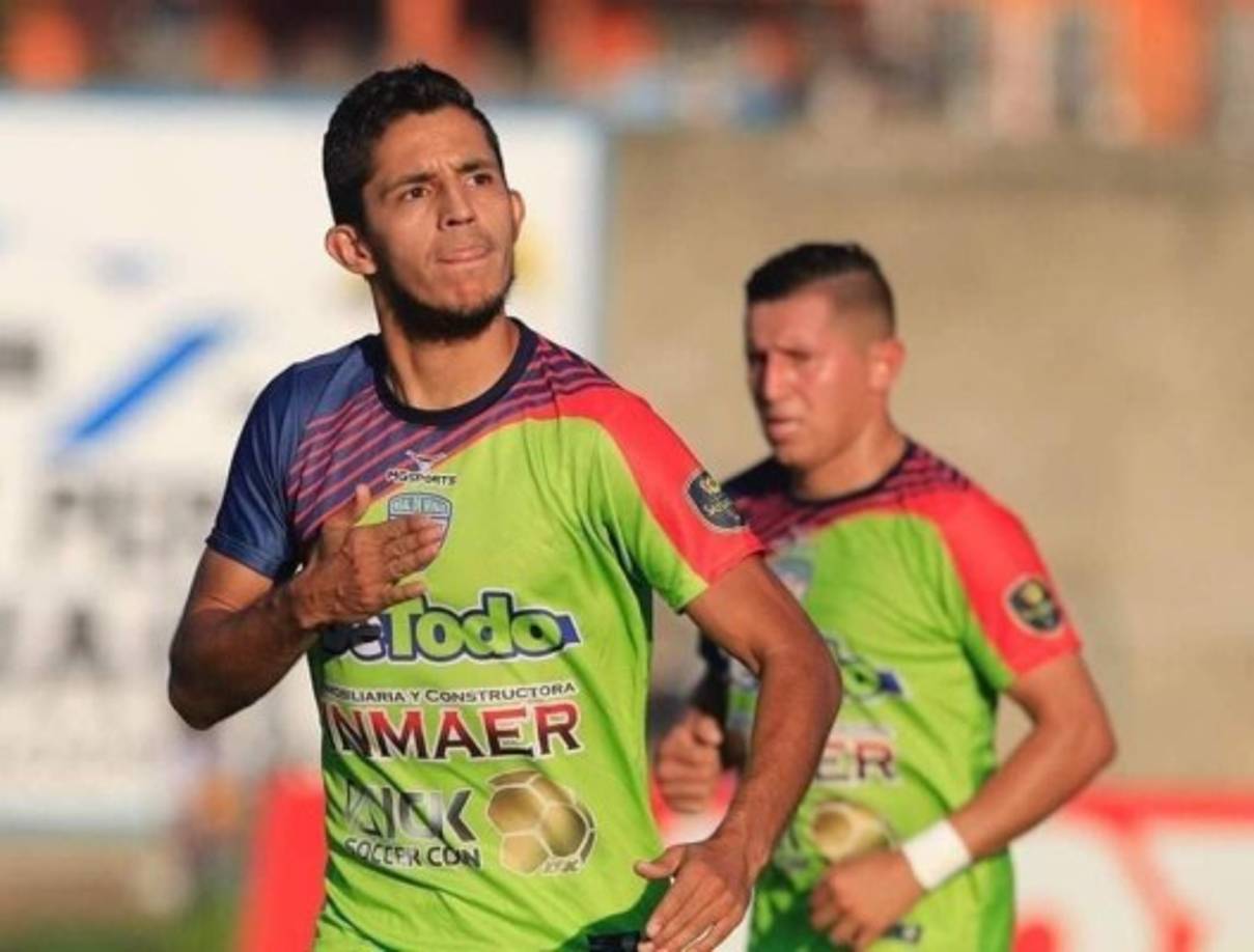 Juan Ramón Mejía: Es el goleador de la Liga Nacional de Honduras en los últimos torneos por lo que ha tenido ofertas del exterior. A inicios del 2020 su nombre sonó en la Liga de Guatemala y El Salvador.