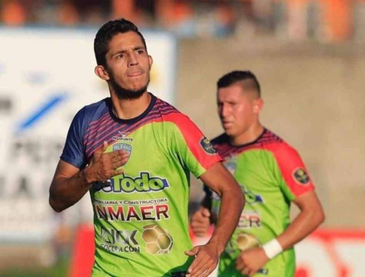 <br/>Juan Ramón Mejía: Sería una de las grandes sorpresas en la convocatoria de Honduras para los partidos ante Martinica y Trinidad y Tobago. Es el goleador del torneo con 17 anotaciones en misma cantidad de partidos, es la figura del Real de Minas.