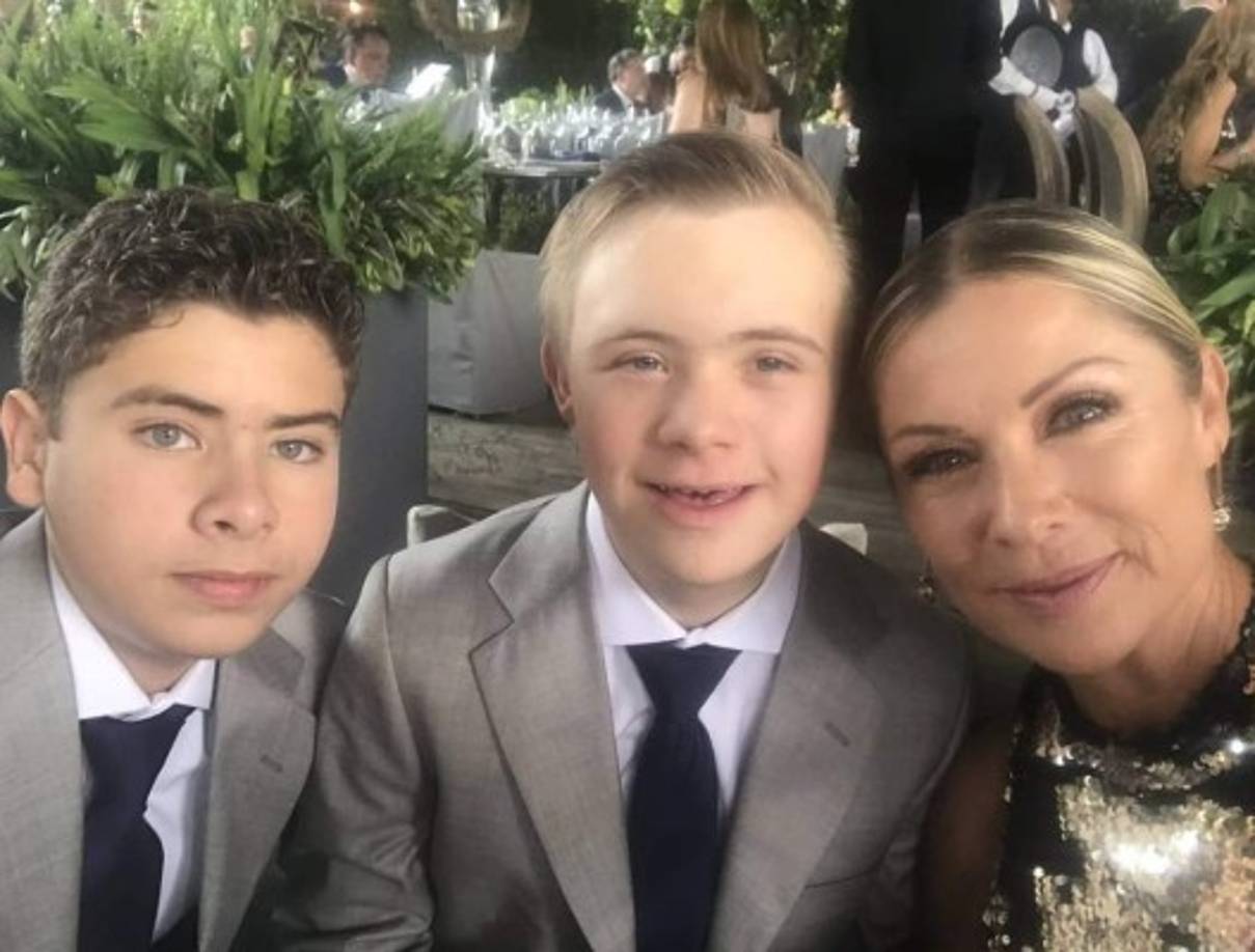 La estrella de telenovelas como Amor Bravío y La Indomable es la segunda esposa del abogado, con quien procreó a dos varones: Luciano (15) y Carlo (14).