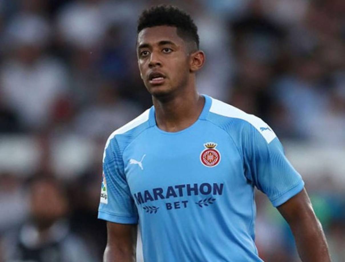 Antony 'Choco' Lozano: El delantero hondureño no entra en los planes del Girona y en España informan que el catracho estaría siendo anunciado este lunes como nuevo jugador del Cádiz de la segunda división del balompié español.