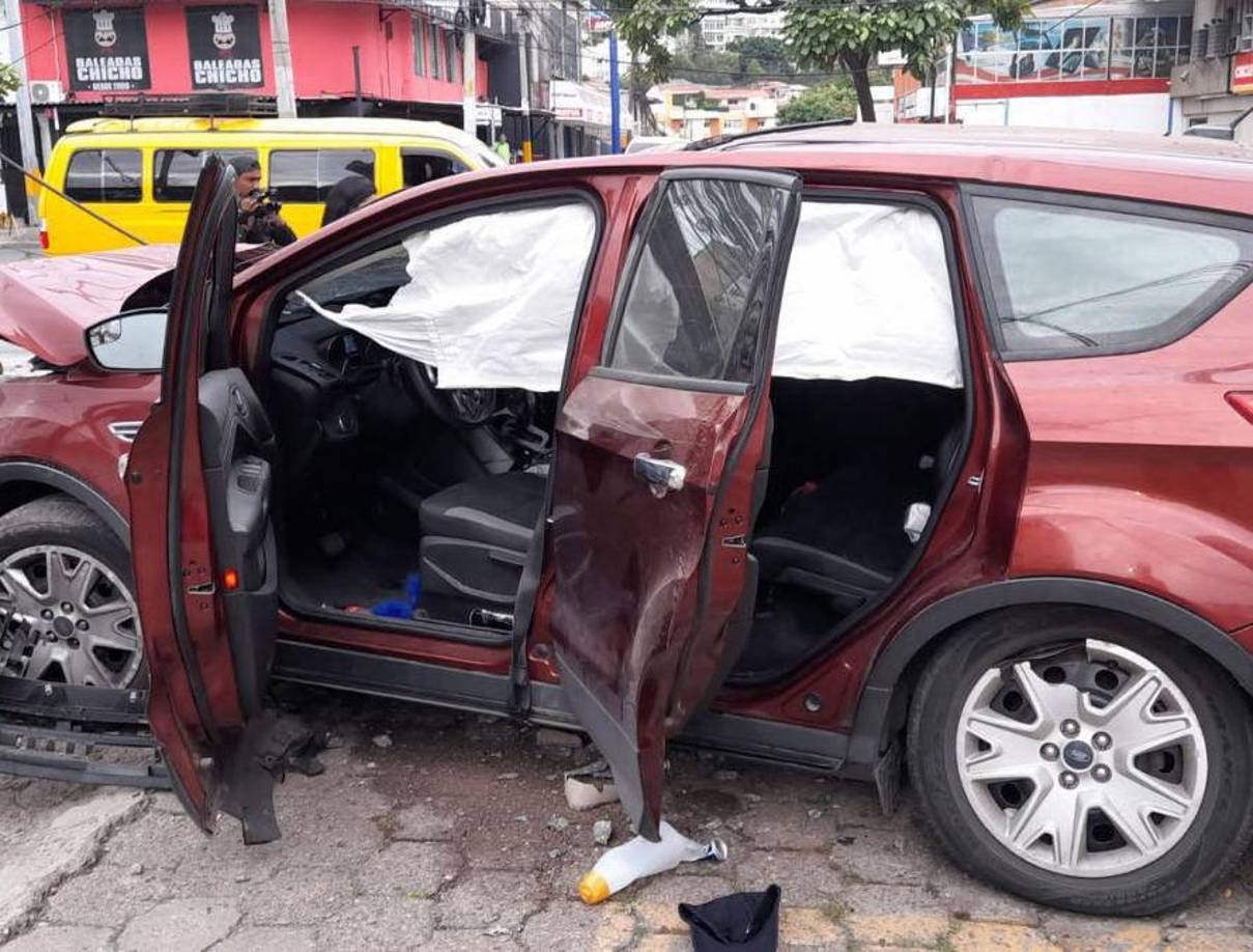 Dos de los jóvenes (hombres) fueron los más afectados tras el accidente. 