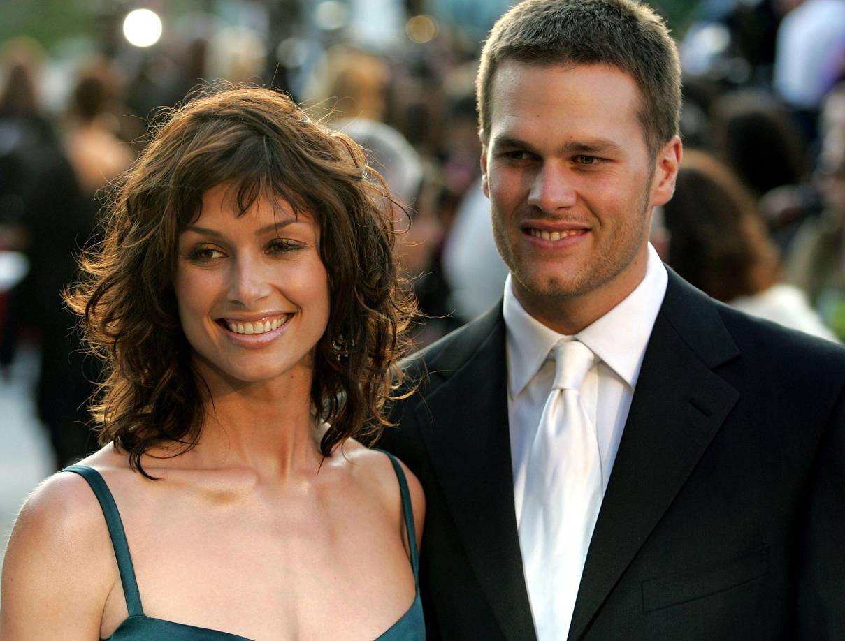 2. EXNOVIA EMBARAZADA. A los dos meses de su relación, Bridget Moynahan, quien había terminado recientemente con Tom, anunció que estaba embarazada de él, algo que casi provoca que Tom y Gisele terminaran su noviazgo. El hijo mayor de Tom se llama John Edward, tiene 15 años y mantiene una excelente relación con Gisele y sus otros hermanos. 