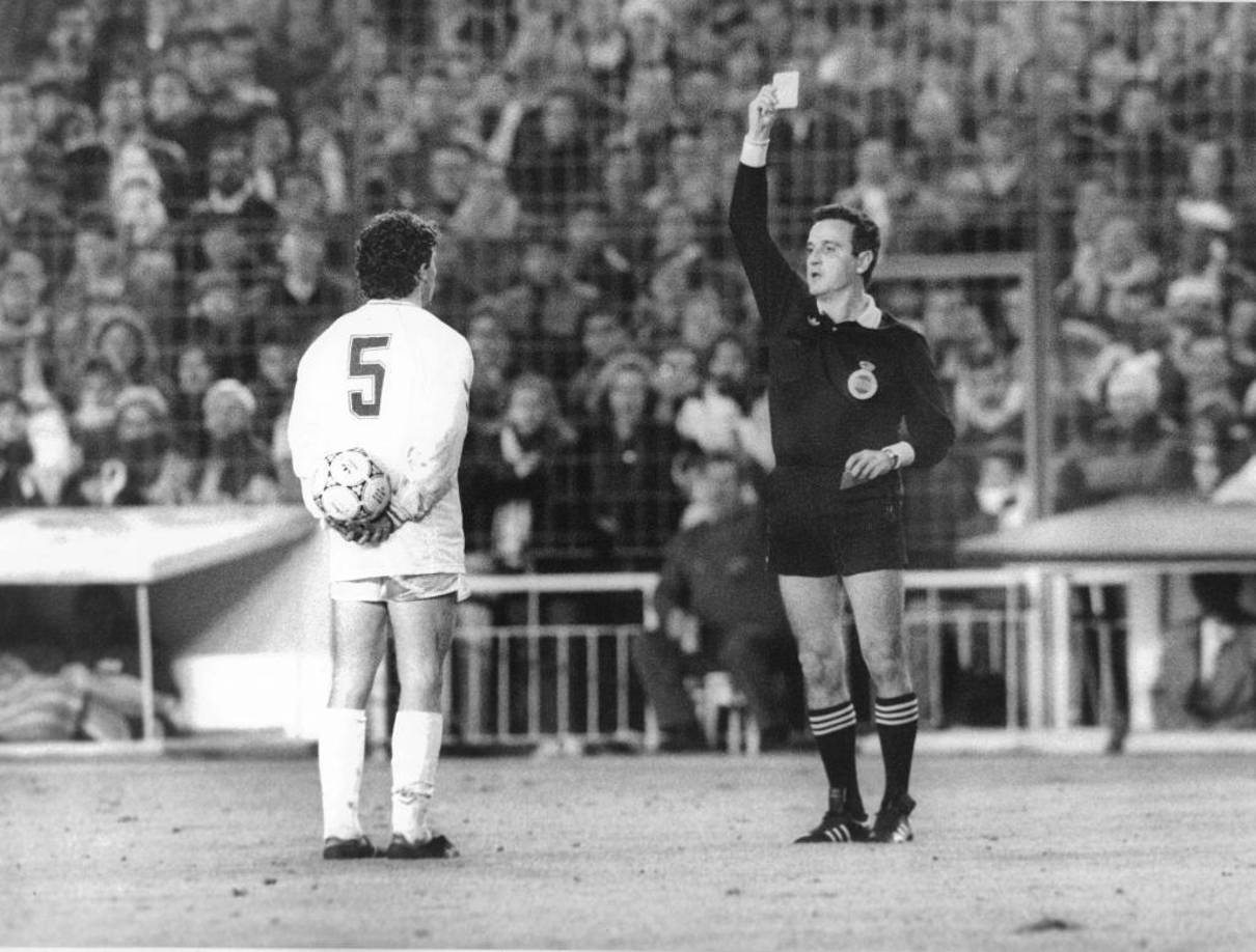 Negreira es el tercer colegiado que haya dirigido, al menos, 35 partidos al Real Madrid con el que el elenco madridista tiene un peor porcentaje de derrotas (31%).