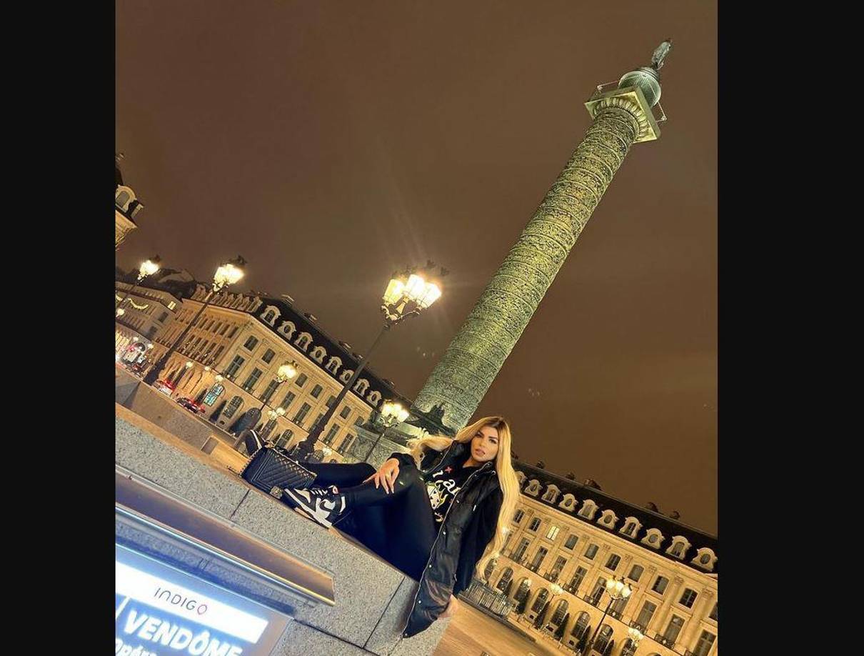 Vicente Fernández Jr. le pide matrimonio a Mariana González en París