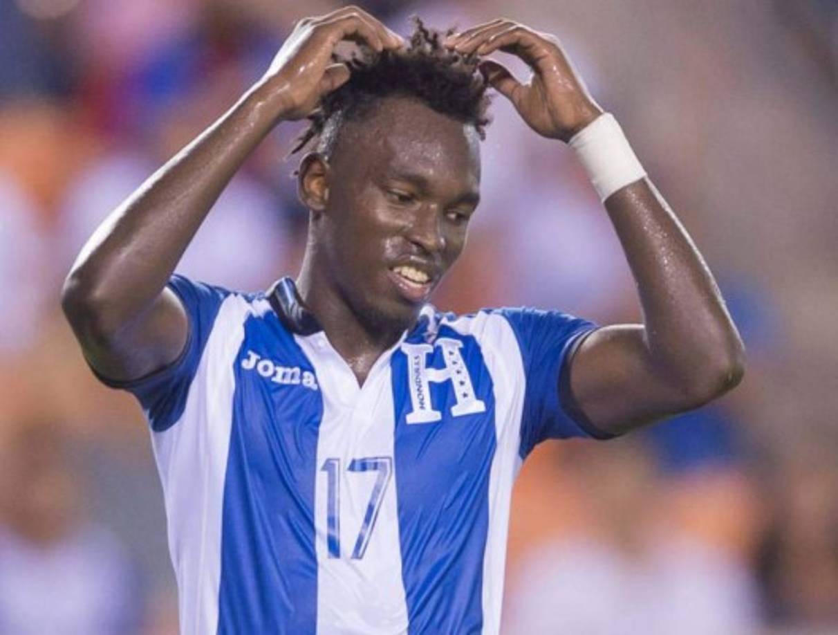 Alberth Elis: Estará en el ataque de Honduras, Fabián Coito buscará aprovechar su velocidad. Juega por una de las bandas, milita en el Houston Dynamo.<br/>