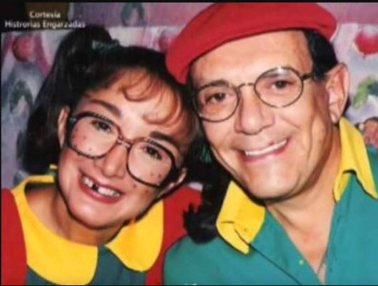 Y aunque ahora su esposo ya no se encuentra a su lado, María Antonieta aseguró sentir su presencia todos los días y hasta llega a “llenarlo de besos”, pues tiene su fotografía como salvapantallas en su celular.<br/>