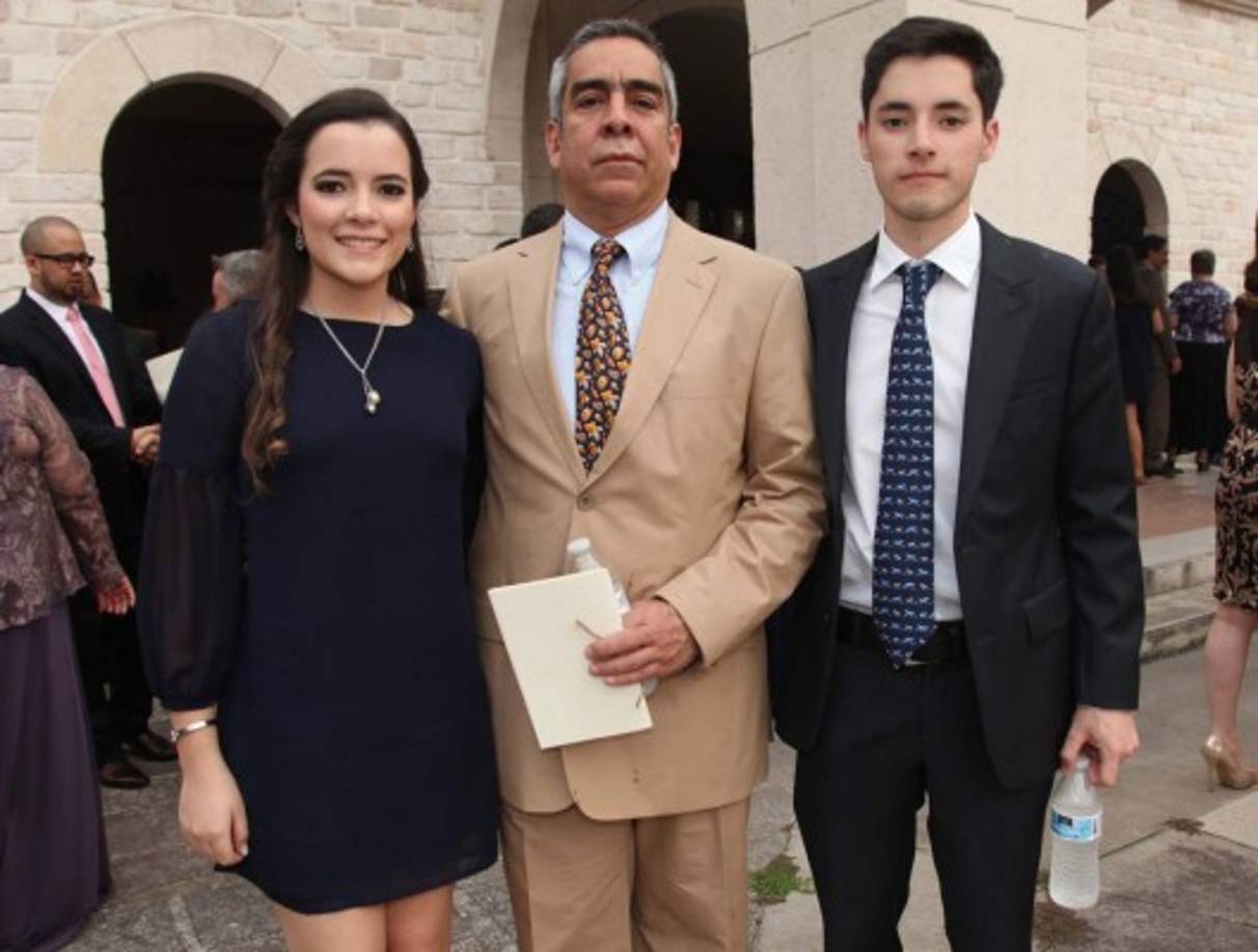 Dominique, Gerardo y Gerardo Tomé.