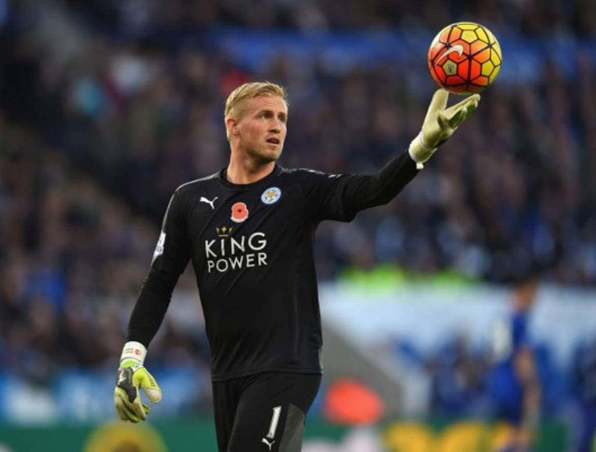 Desde el Leicester City han comunicado a Kasper Schmeichel que no tienen intención de dejar salir al futbolista este mercado de verano. Según 'Mirror', el guardameta es considerado intransferible al no contar con cláusula de rescisión en su contrato vigente. Algunos clubes ya han mostrado su interés por el futbolista.