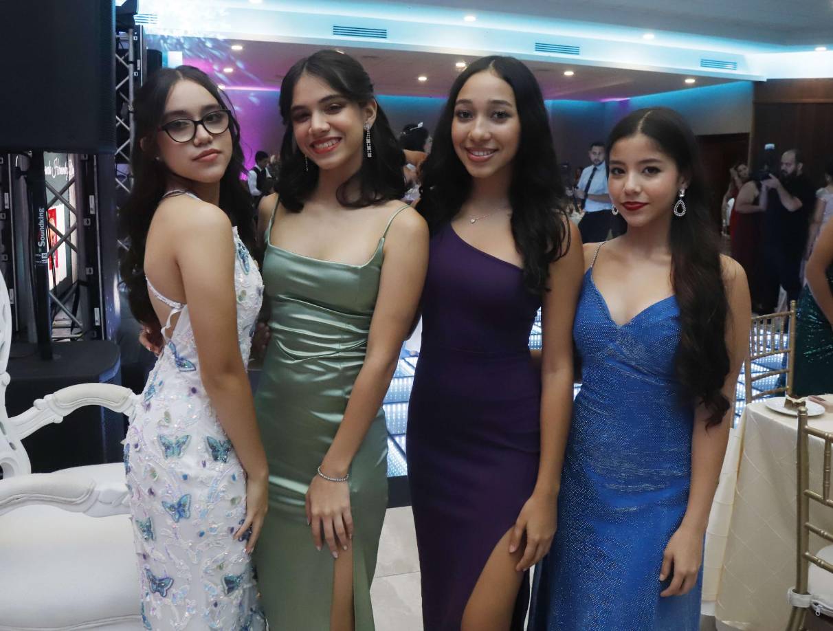 Edith Duarte, Camila Mejía, Laura Bonilla y Angie Morales