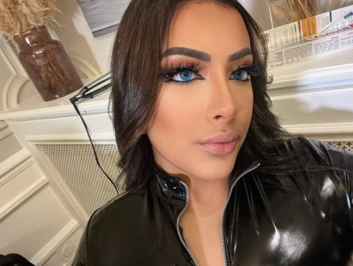 Cuando Keylor conoció a su actual parejaAndrea en sus inicios como futbolista, ella ya tenía a Daniela, por lo que el portero se convirtió en su padrastro.