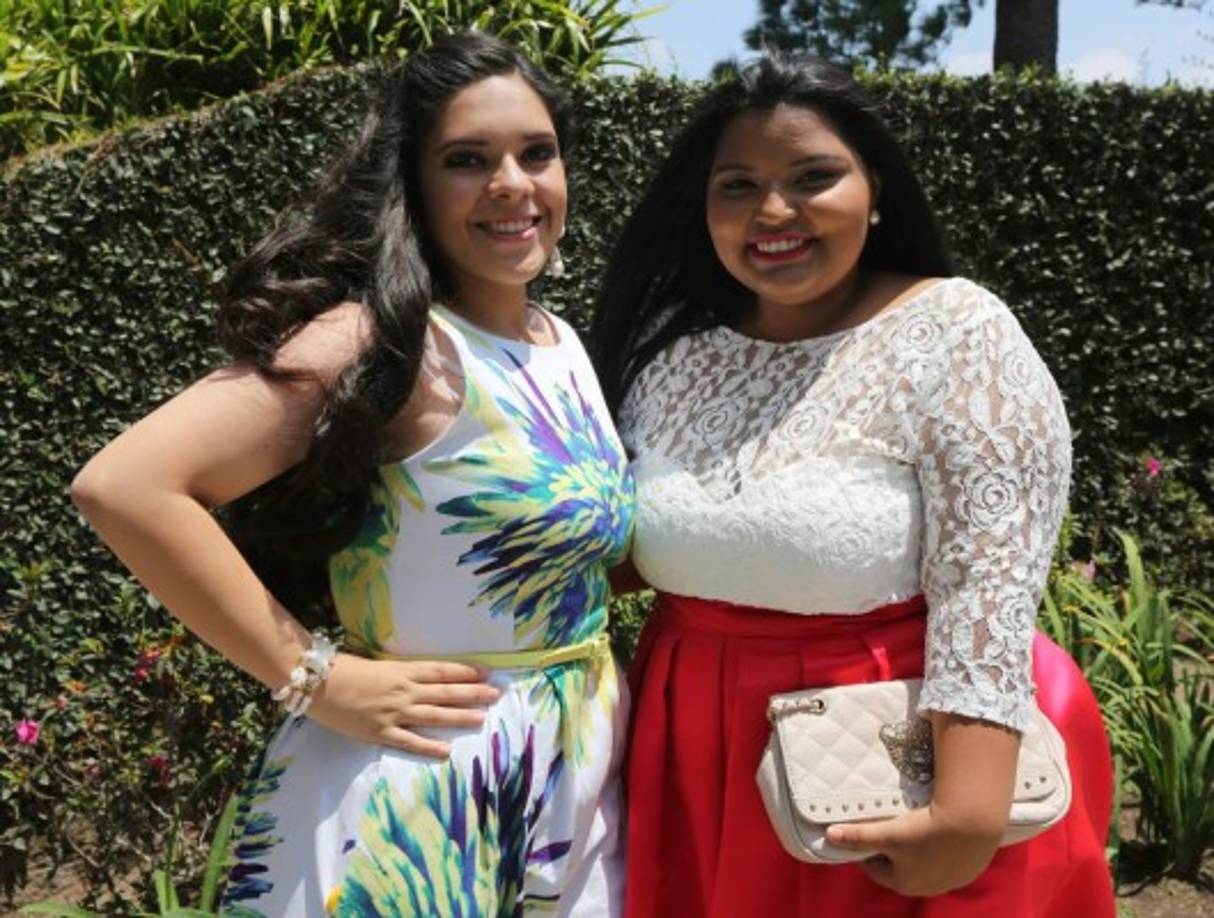 Vanessa Martínez y Delmis Álvarez.