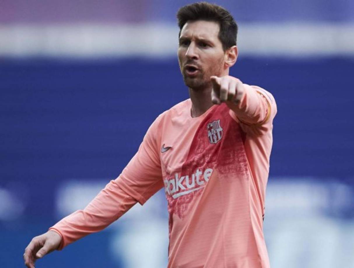 Lionel Messi: La renovación de contrato del argentino está en el proyecto de la directiva azulgrana. Tiene contrato hasta el 2021 y el club azulgrana ya piensa en una ampliación. El ariete firmó su última renovación en noviembre de 2017 con una cláusula de rescisión de 700 millones de euros.
