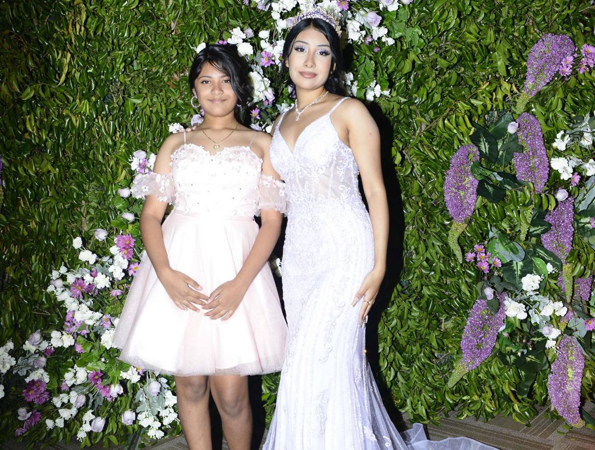  Kimberly y Lesly festejaron su natilicio número 11 y 16 en el Club Hondureño Árabe