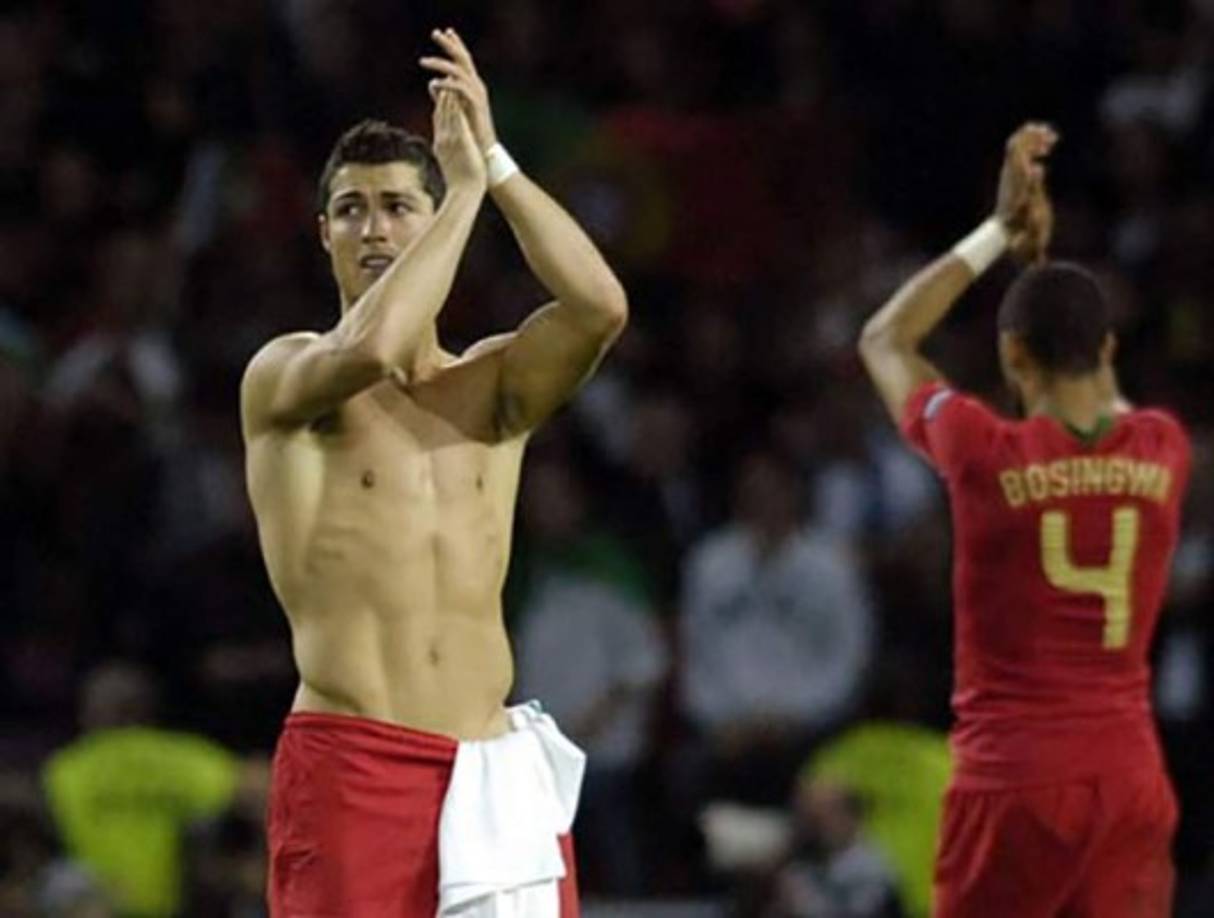 Cristiano Ronaldo siempre se depila antes de un partido.