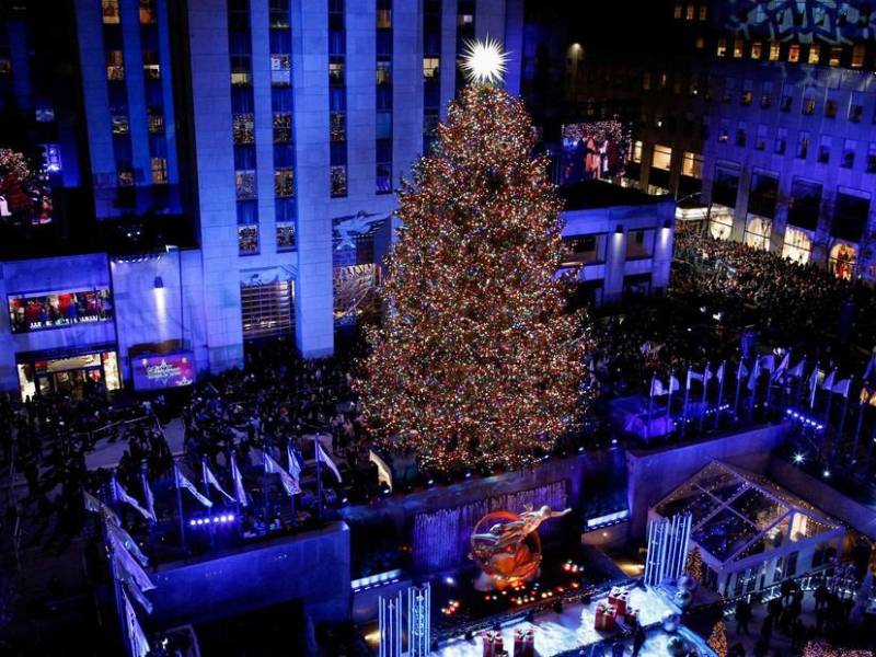 El árbol de Navidad del Rockefeller de Nueva York, EUA.