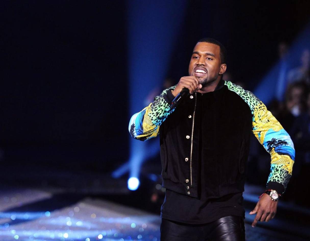 Kanye West hace apología a Hitler en su nueva canción