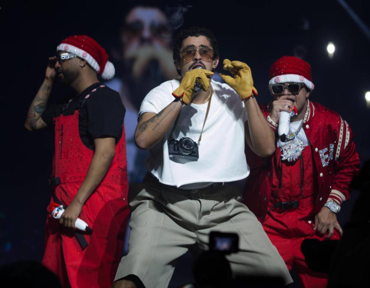 Bad Bunny rompe otro récord en las listas Billboard