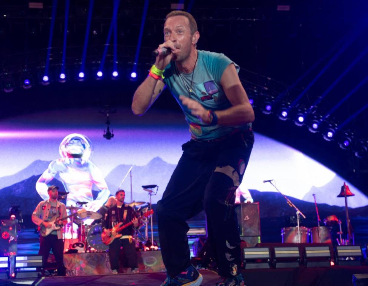 Chris Martin habla de su lucha contra la depresión y lo que hace para manejar esto