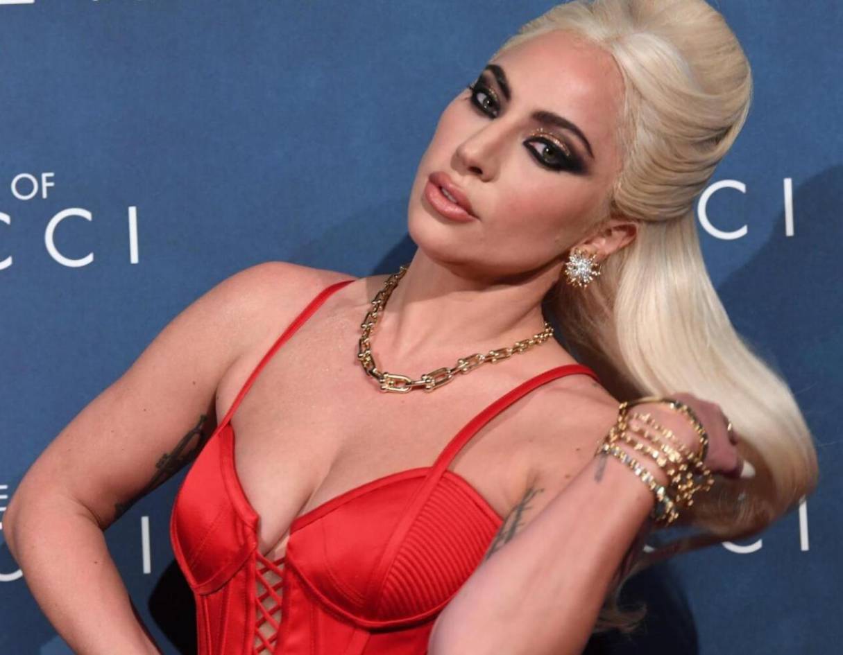 Miles de fans de Lady Gaga invaden Río de Janeiro para el mayor concierto de su carrera