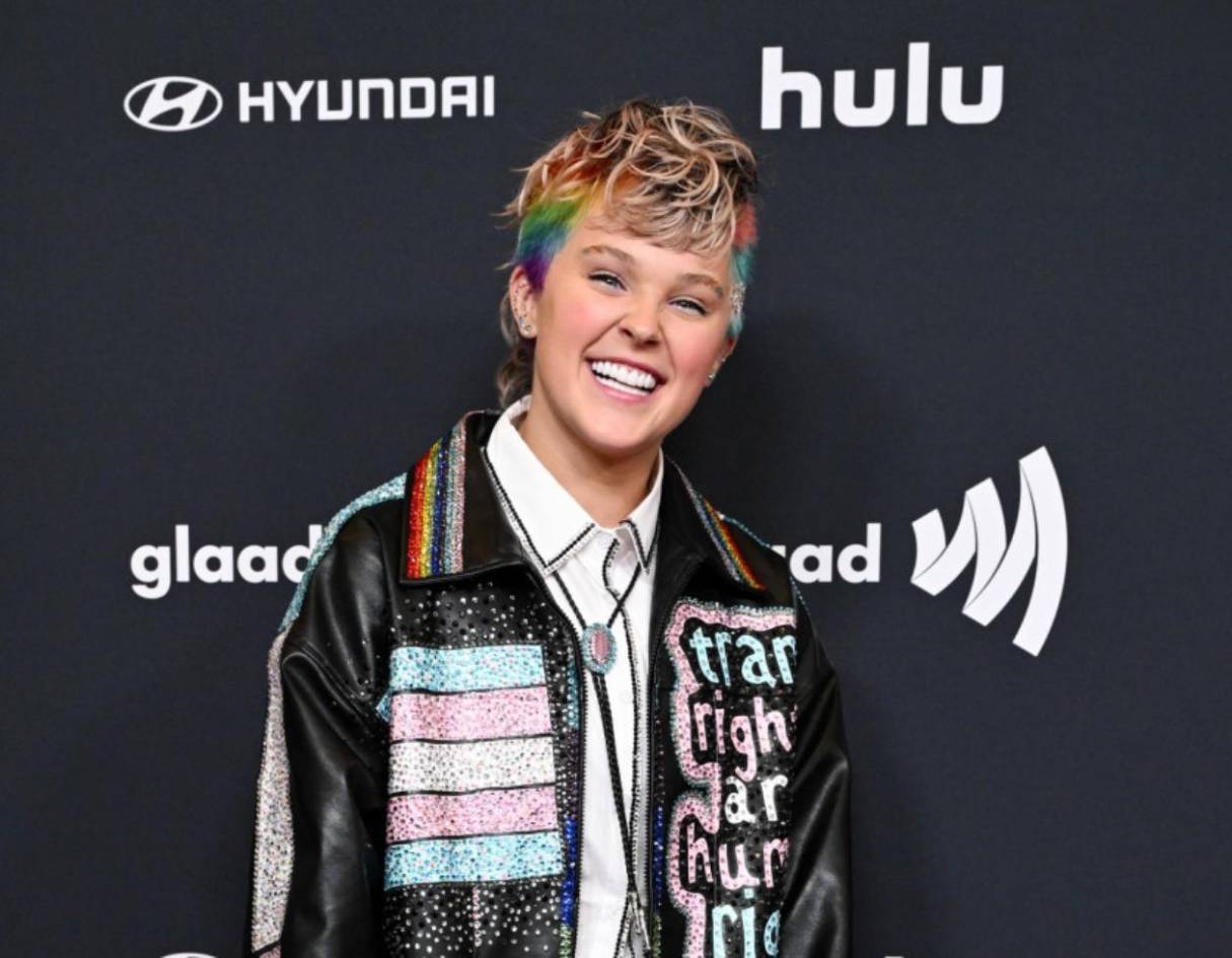 JoJo Siwa asegura que no dejó a Kath Ebbs por un hombre