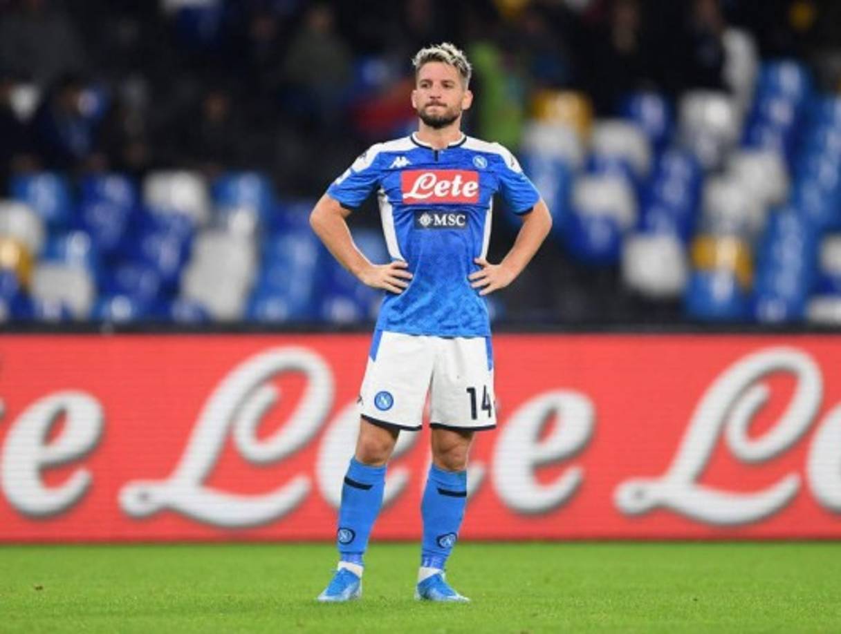 Dries Mertens era uno de los objetivos del Chelsea para reforzar su delantera pero el jugador tiene otros planes. El ariete del Nápoles cree que si decide abandonar su equipo sería para seguir jugando en Italia y, más concretamente, en el Inter de Milán. <br/>