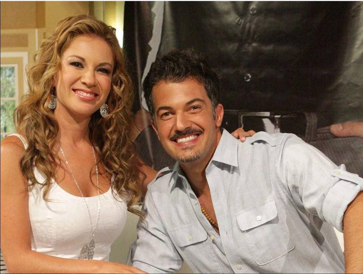 Antes de retirarse del programa, Ingrid Coronado reflexionó sobre todo lo que ha pasado tras la muerte de su expareja y mencionó: “Lo que me da tristeza que, a lo largo de 10 años, yo sí pude ver esta versión de él como persona, con respecto a mí, pero nunca me imaginé que dejara desprotegidos a mis hijos finalmente esta no es la noticia que yo esperaba, yo hubiera querido otras cosas”.