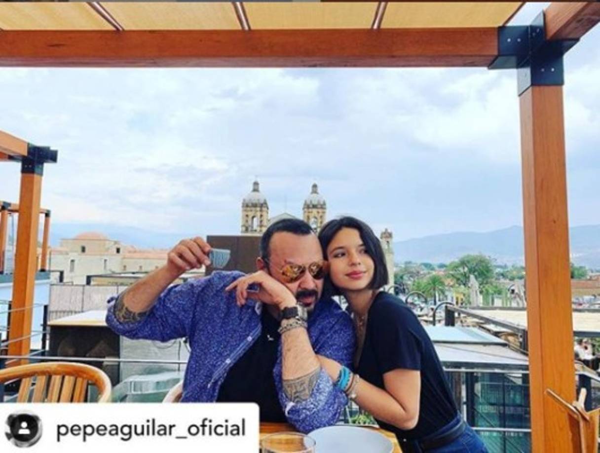 Angela es una de las cantantes más pequeñas que ha participado en un MTV Unplugged, ya que cuando lo hizo tenía tan solo 10 años.