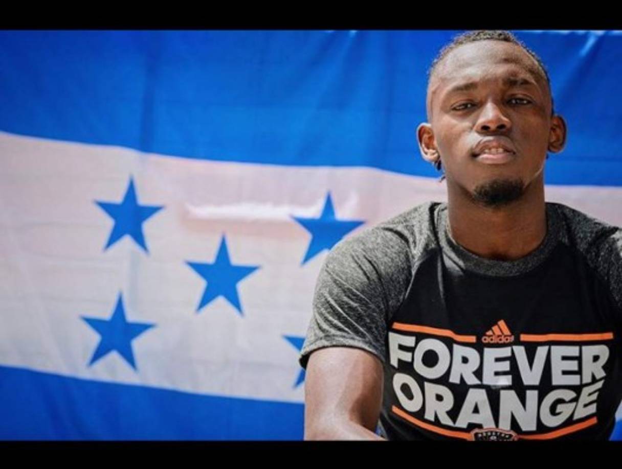 Alberth Elis, otro catracho en el Houston Dynamo, también dedicó unas palabras a su país con un mensaje publicado en Instagram.<br/><br/>'Solo nosotros mismos podemos hacer una mejor HONDURAS. Hoy mi tierra esta de aniversario 197 años de emancipación política.🇭🇳 #fiestaspatrias' escribió el futbolista hondureño.