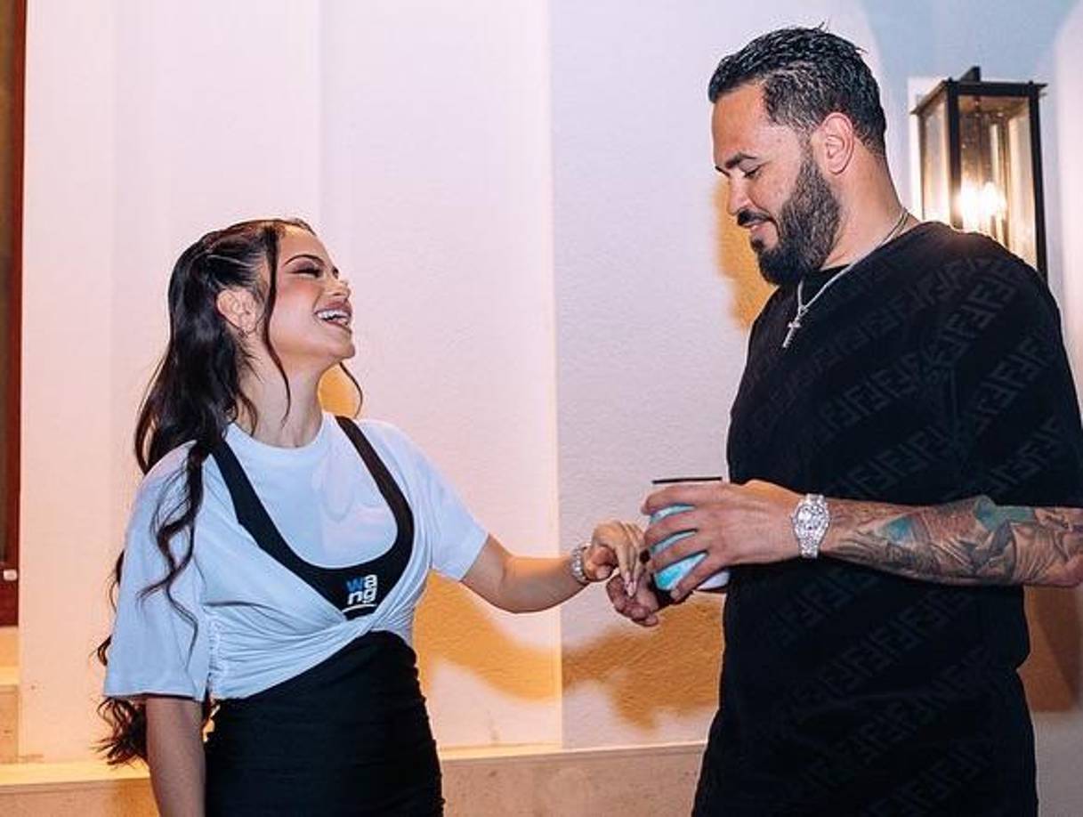 “Hoy me alegro haber sido culpable de un delito que me unió y me consolidó más aún el amor que nos sentimos”, escribió Pina refiriéndose a los dos años y dos meses que estuvo en prisión por posesión ilegal de armas de fuego.