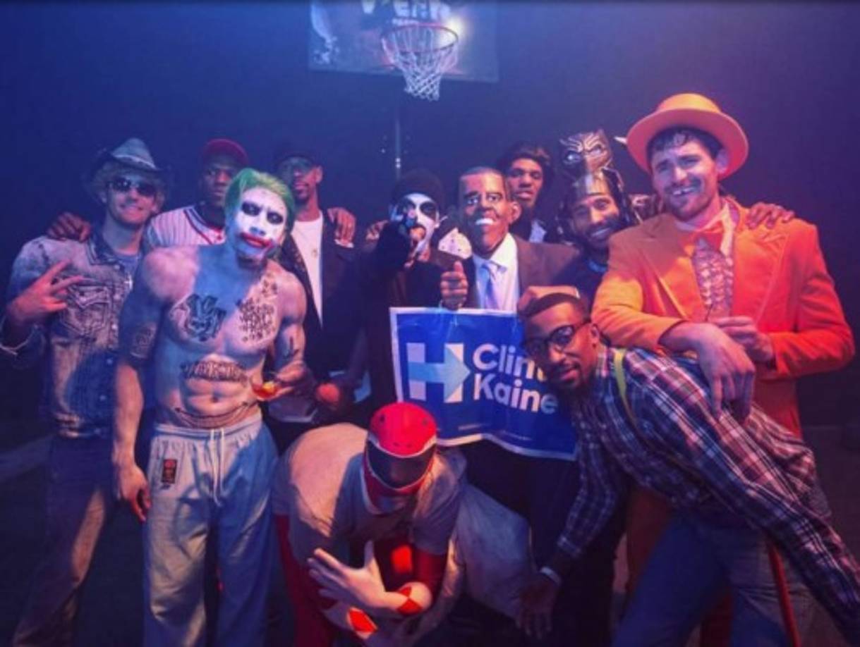 Los jugadores del equipo de NBA, Cavaliers Cleveland.