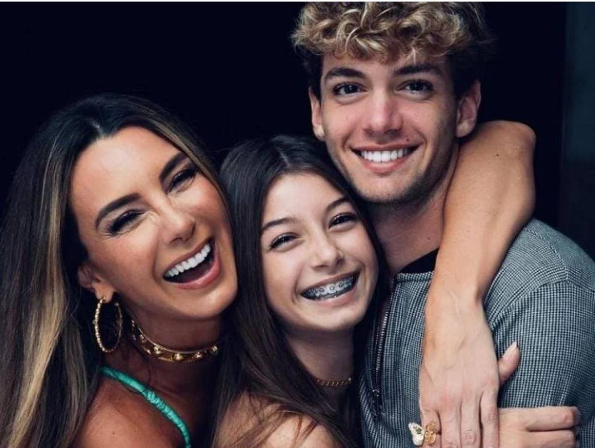 “Es una excelente mamá, es una excelente mujer“, aseguró. 