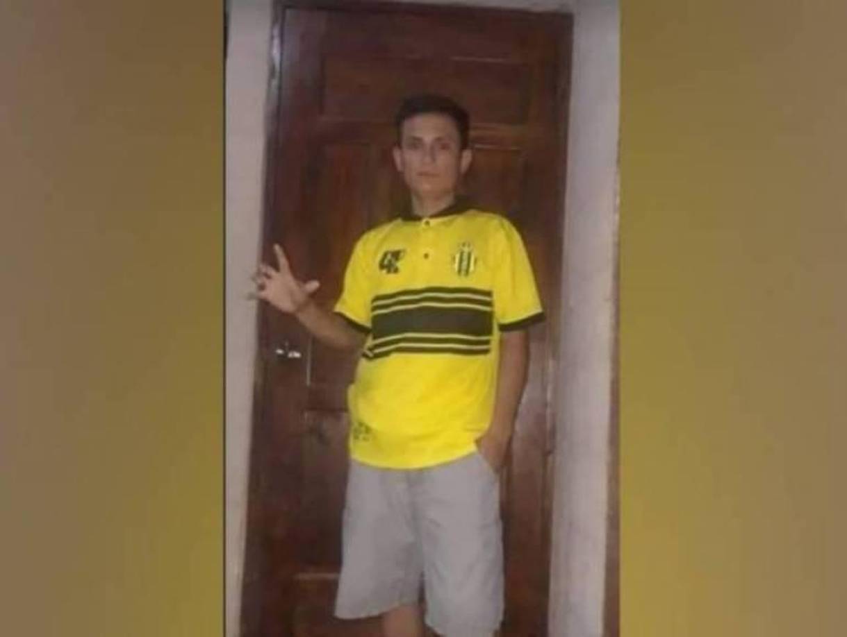 Pérez fue ultimado el 1 de junio días después de agredir a una oficial de policía en el estadio Olímpico el 29 de mayo, al finalizar el partido de la final entre el Real España y el equipo Motagua.