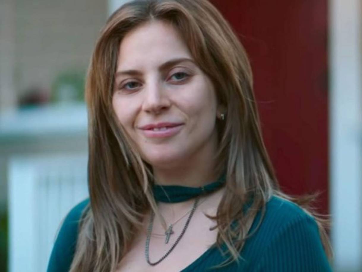 Lady Gaga, la popular actriz y cantante también ha sido víctima de estos rumores ya que se dio a conocer su muerte a través de un post en Facebook el 20 de mayo del año 2013. Por su parte, los representantes de la artista del pop, salieron a desmentir dichos rumores, inidicando que no había que creer todo lo que sale en internet.