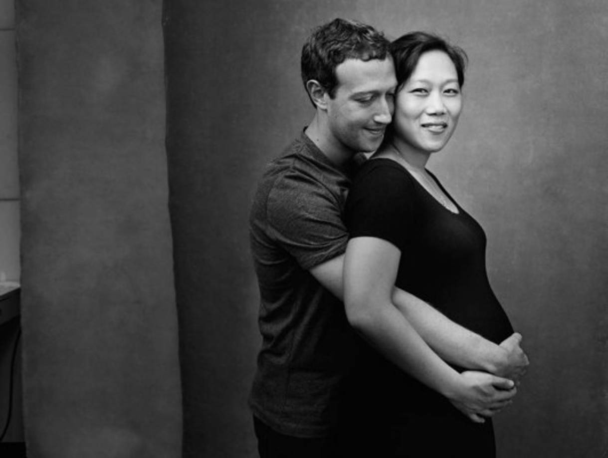 Mark Zuckerberg en agosto anunció que esperaba su primer hijo con su mujer Priscilla Chan en la red social. Ahora comparte una imagen de la sesión de fotos que se han hecho antes del nacimiento de su primera hija.