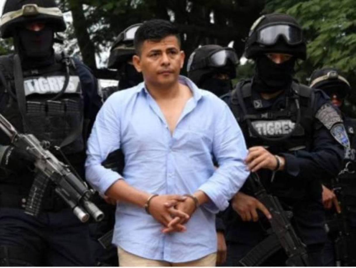 17.- Sergio Neftalí Mejía Duarte “El Compa” “El Doctor”Fue capturado en Amarateca, Francisco Morazán, el 20 de agosto de 2017 y extraditado el 25 de octubre de 2017. Se le vinculó a actividades de narcotráfico en el departamento de Colón con relaciones con los Carteles de los Cachiros y de Wilter Blanco.