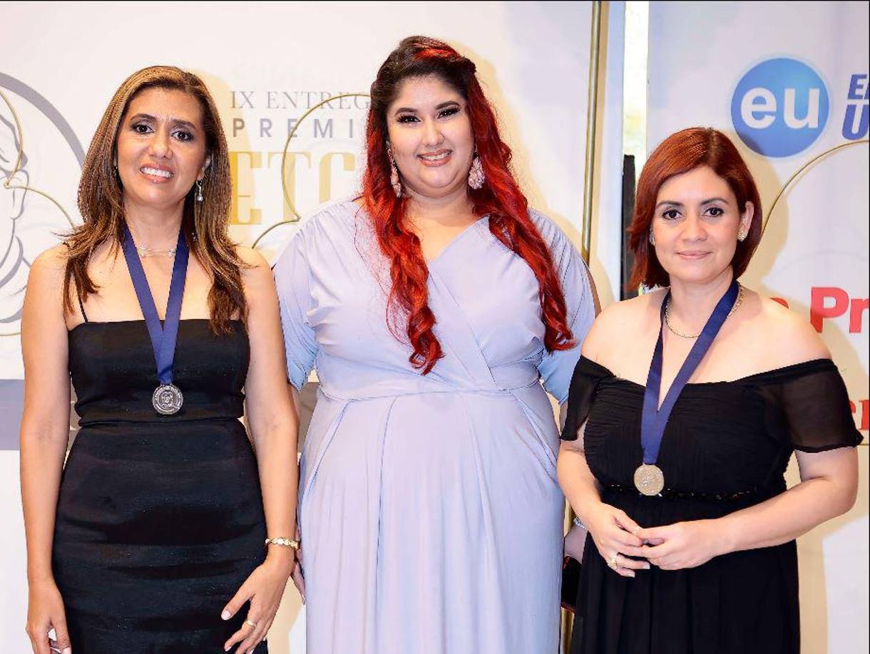 Dunia Osorio, Johana Zaldívar y Chasty Fernández