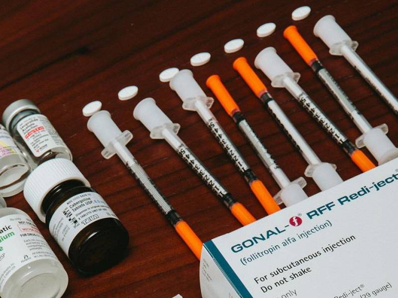 Medicamentos tomados en tratamientos de FIV. El proceso va en contra de la enseñanza católica.