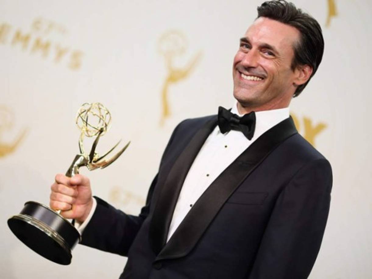 'Es importante saber cómo tratar a la gente, aprender a responder cuando alguien tiene un mal día. Entender los problemas de los demás es la piedra angular de la industria de servicio', dijo el galán a Wealthsimple.