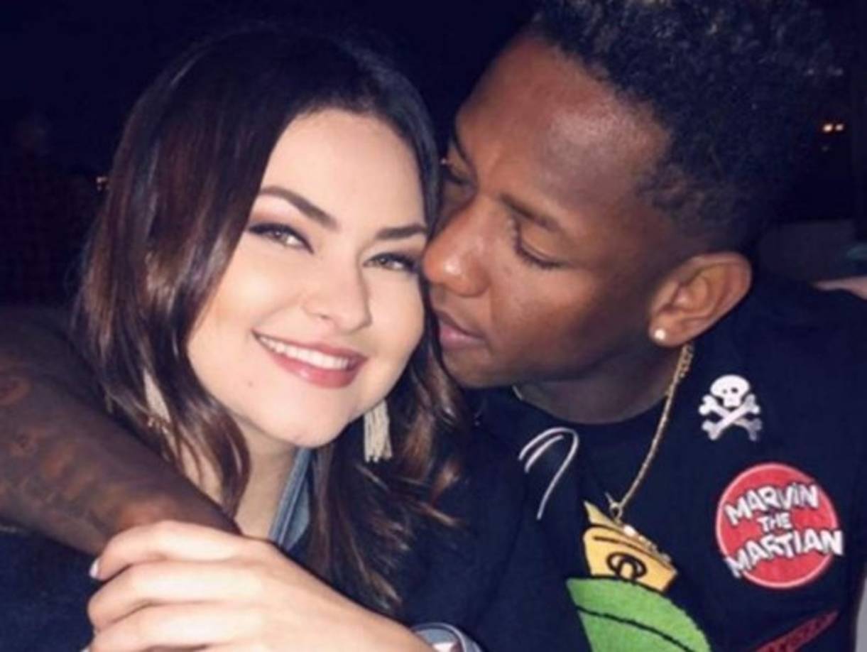 Según el cotilleo en las redes sociales, Romell buscaba reconquistar a Malubi después de cortar la relación de menos de año, pero ahora la modelo ya está en brazos de un nuevo amor, Óscar Herrera.<br/>