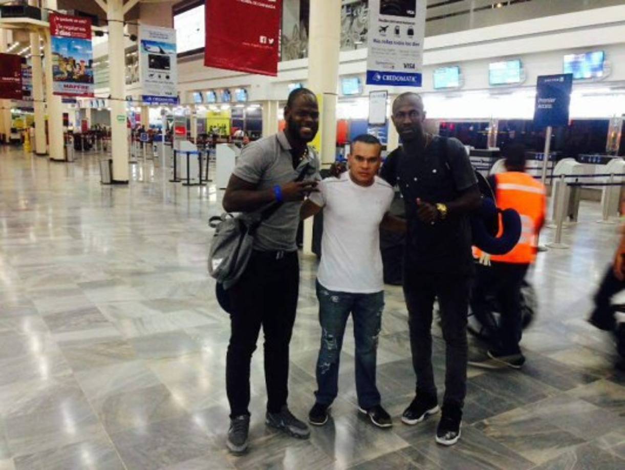El portero Jan-Michael Williams (izquierda) y el defensor Daneil Cyrus, ambos de Trinidad y Tobago y seleccionados en su país, ya se encuentran en Honduras y van a jugar con el Juticalpa FC. Foto Lenín Lanza.