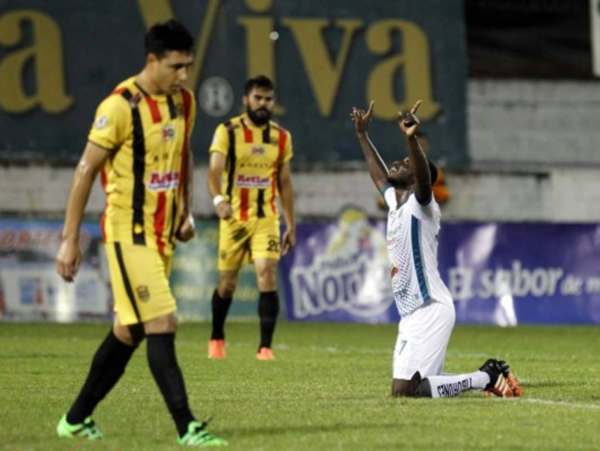 El Platense triunfó sobre un pobre Real España.