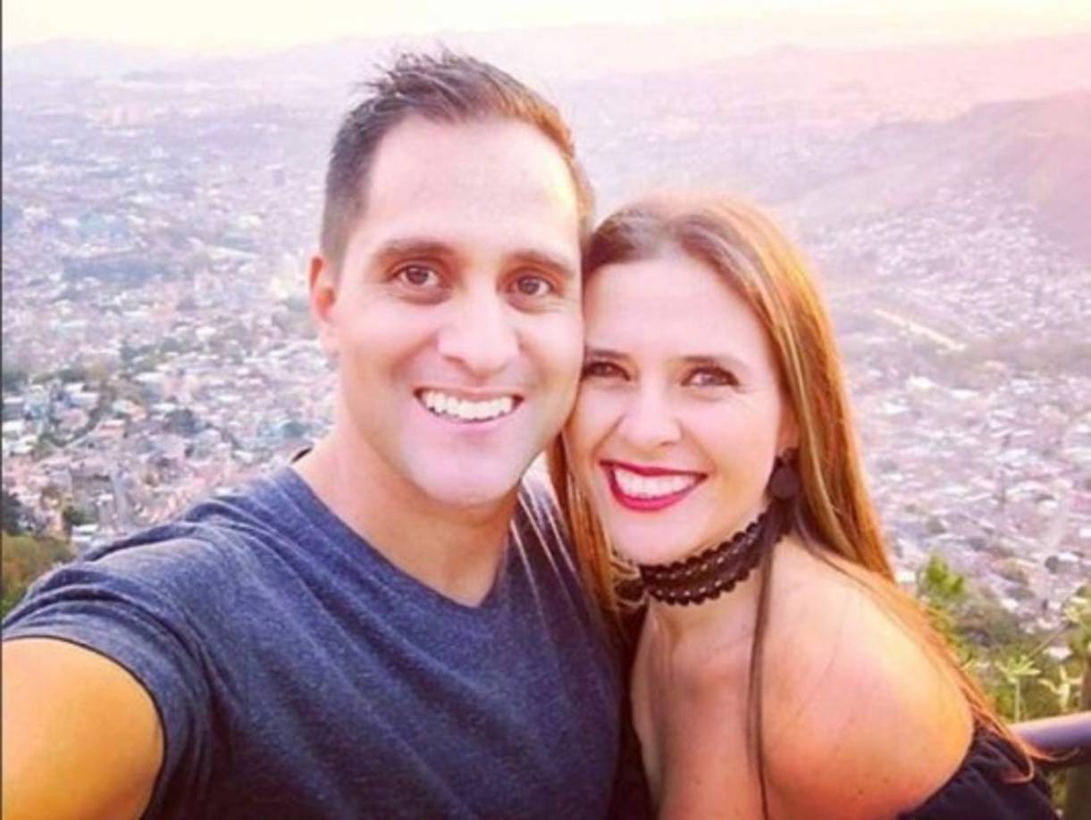 Los presentadores Juan Fernando Lobo y Susana Bautista sorprendieron al anunciar su separación después de tener una relación estable.